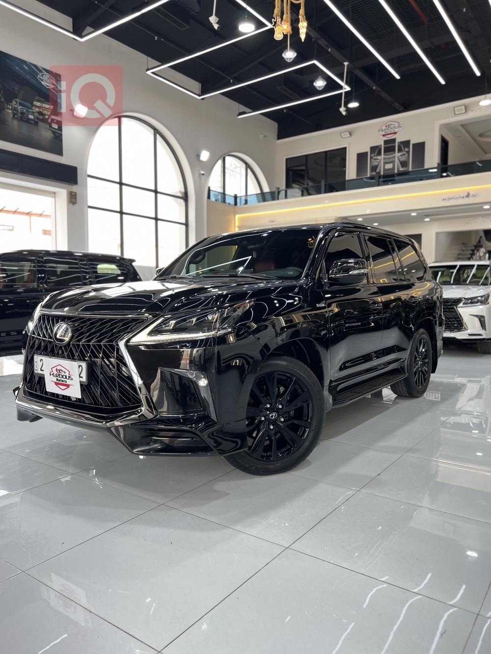 Lexus LX